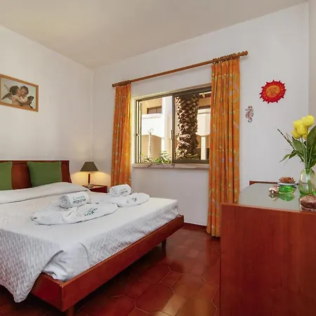 B92 - Sol Nascente 2 Bed In * Lagos